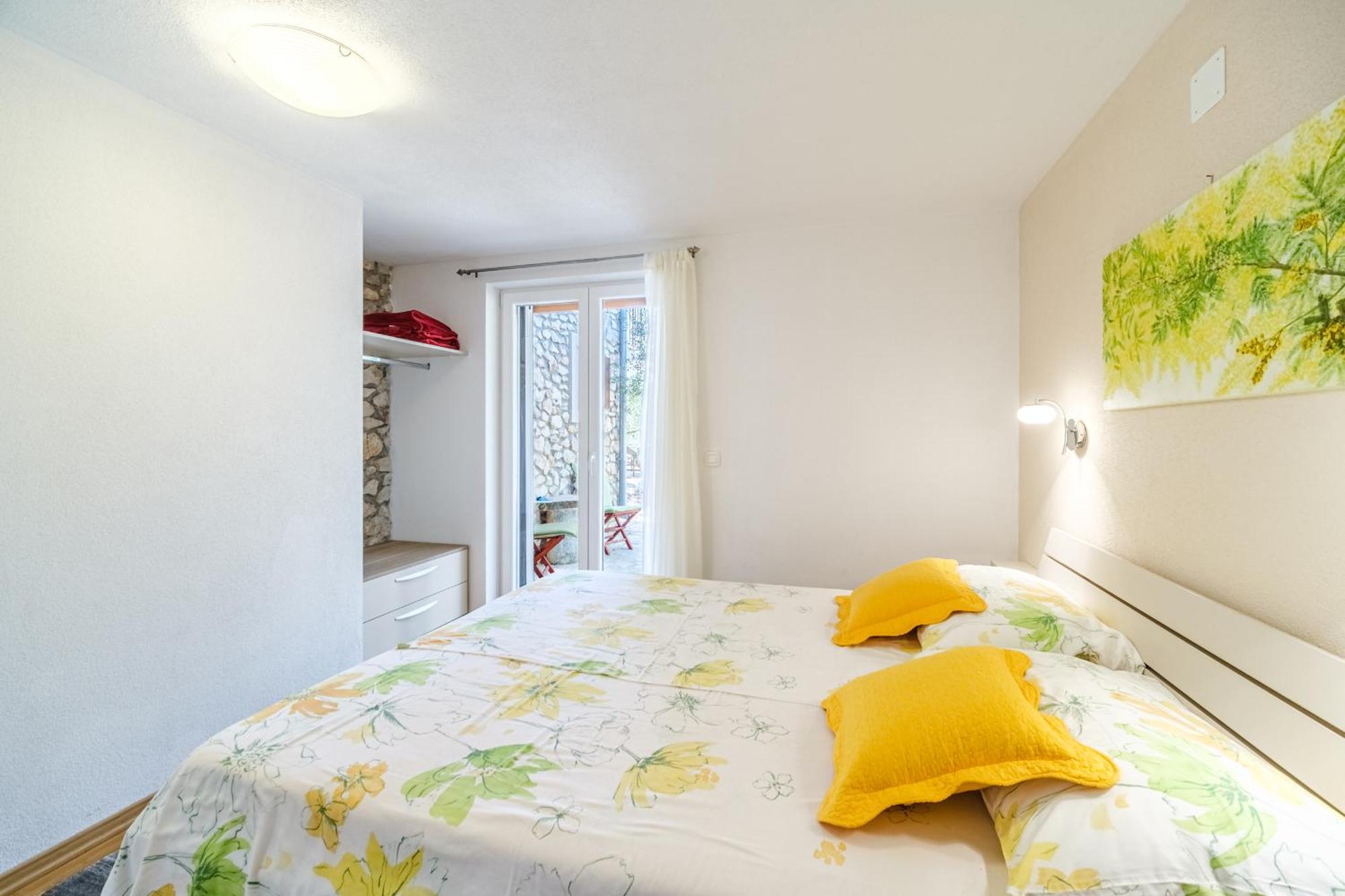 Holiday Home Kuca Sunca Сутиван Экстерьер фото