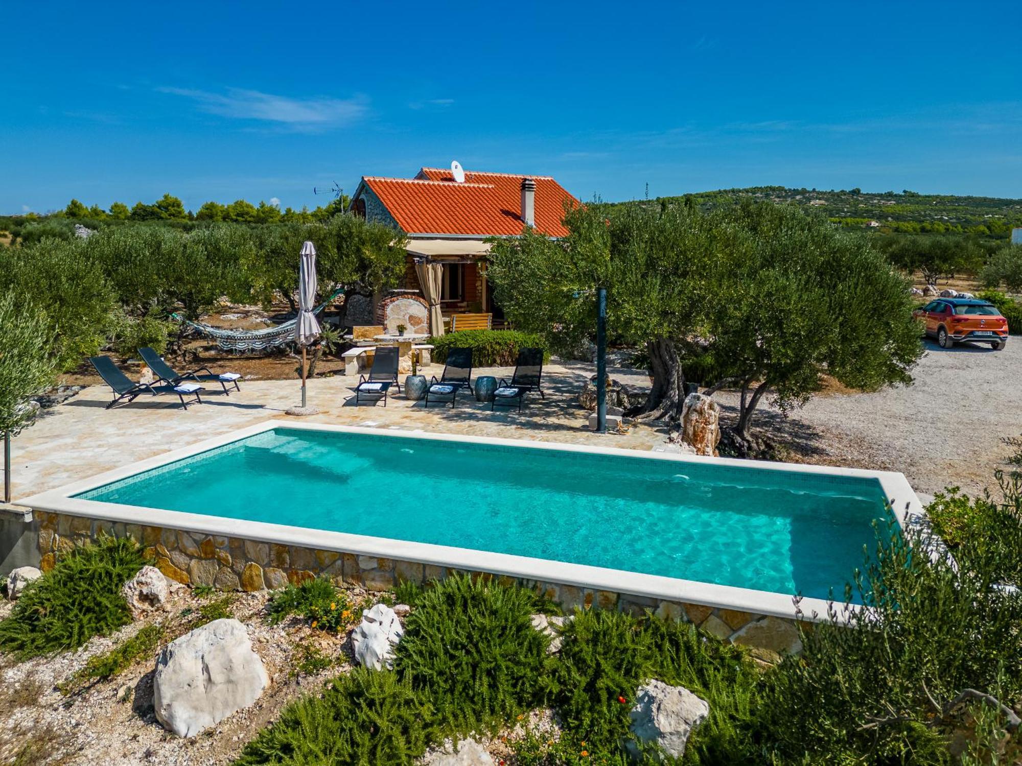 Holiday Home Kuca Sunca Сутиван Экстерьер фото