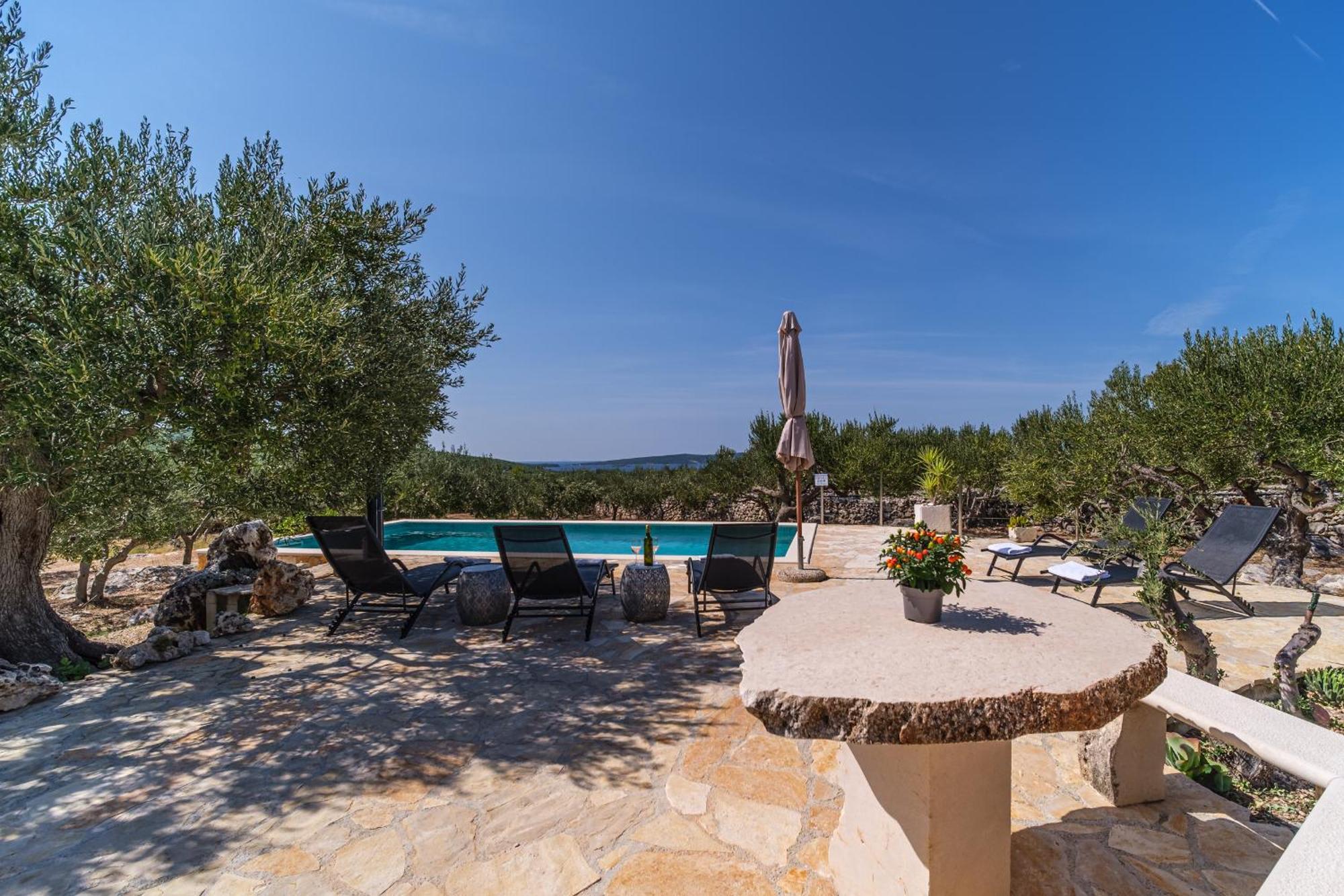 Holiday Home Kuca Sunca Сутиван Экстерьер фото