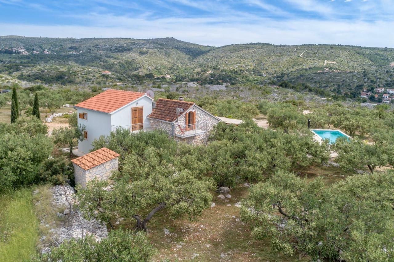 Holiday Home Kuca Sunca Сутиван Экстерьер фото